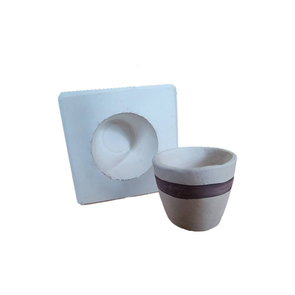 Les techniques moule platre tasse
